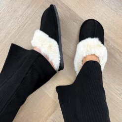 Olivia & Kate Black Fluffy-Slippers Flash Sale