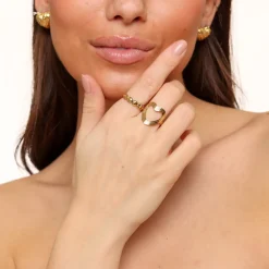 Olivia & Kate Golden Ribbed Open Hart-Ring Shop